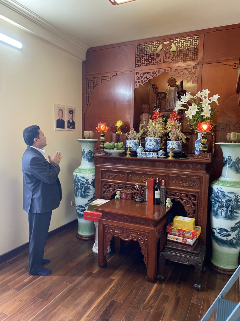 5c3b3865b402755c2c13