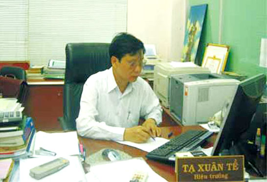 Nhà giáo Tạ Xuân Tề: Một đời gắn bó với sự nghiệp trồng người