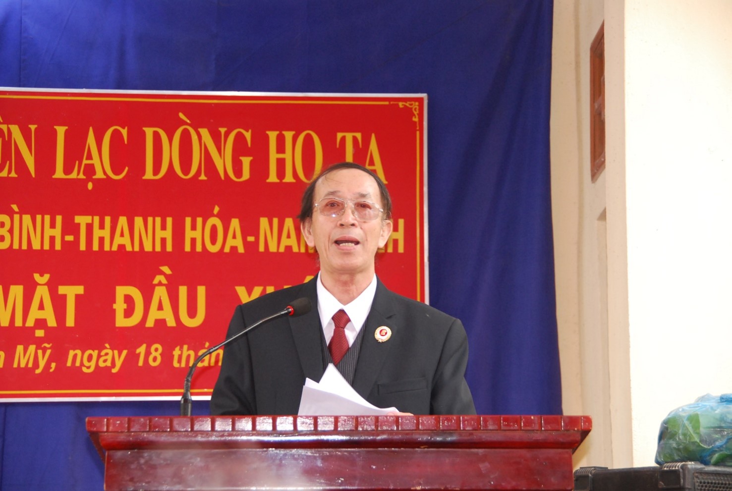Ông Tạ Văn Khá phát biểu trước buổi Họp Mặt Đầu Xuân tại tỉnh Ninh Bình 18/3/2018.