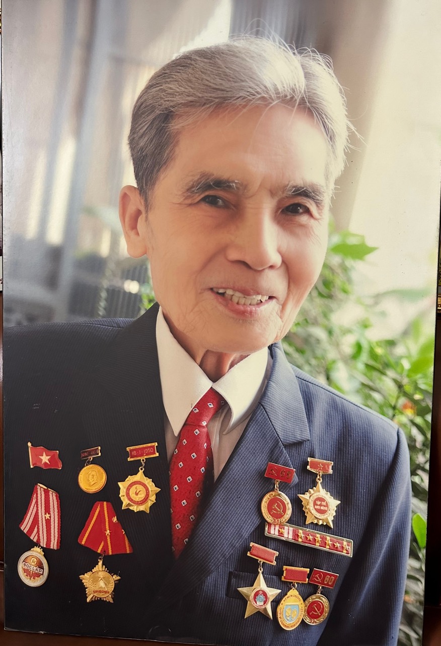 Z4198356733777 766718ee03ae6244d4f3aa15dc299d53