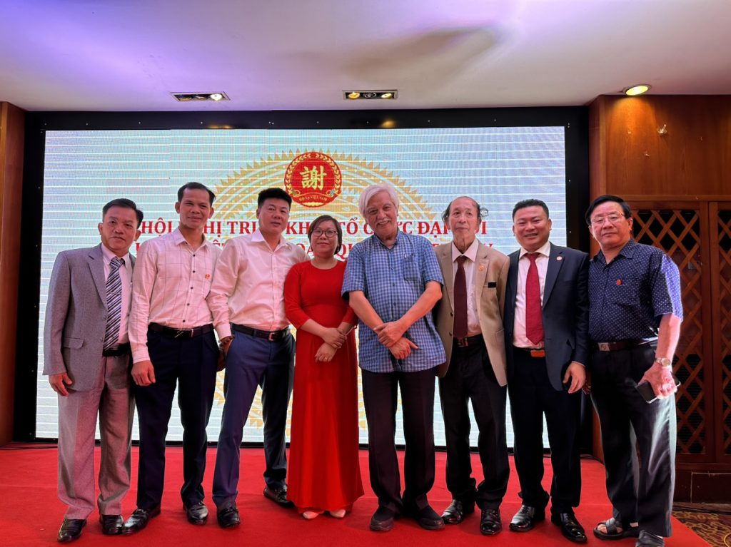 Khách Dương Trung Quốc 1024x767