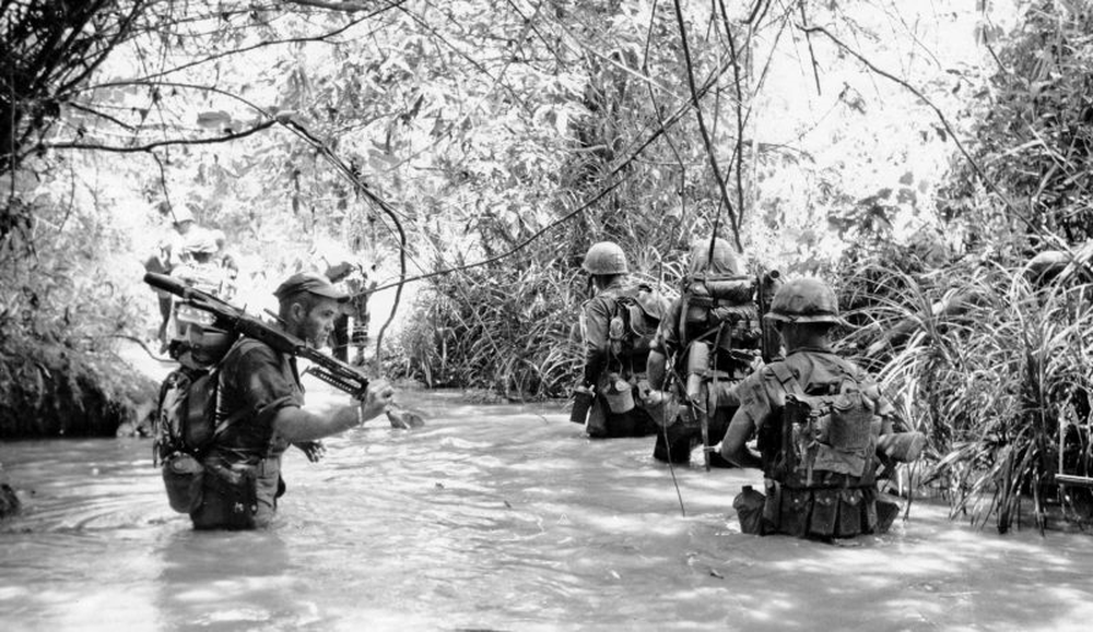 Lính Mỹ tại Đông Hà trong cuộc hành quân Hastings. Ảnh: warhistoryonline.com